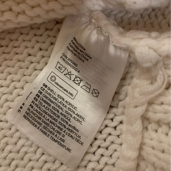 logg kids white poncho - Picture 2 of 4